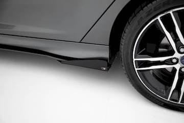 Side-Flaps-Ford-Focus-ST-Mk3-Facelift_FOFO3FSTCNC-SF1G