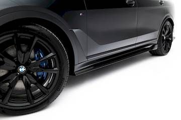 Prepreg-Carbon-Fiber-Seitenschweller-BMW-X7-M-Pack-G07-Facelift_CF-BM-X7-07F-MPACK-SD1-245-P
