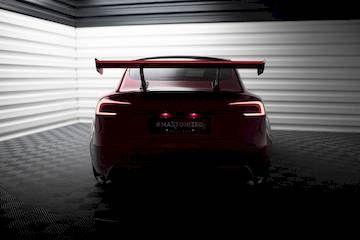 Carbon-Spoiler---LED-Tesla-Model-3_CF-TE-MODEL3-1-WING5-245-P-LED