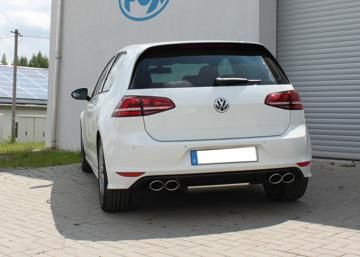 Fox_VW056055-348