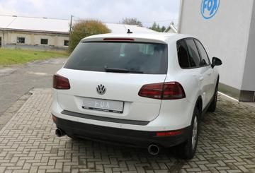 Fox_VW141000-295