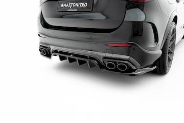 Hinten-Splitter-mit-einem-vertikalem-balken-Mercedes-AMG-GLC-43-X254_ME-GLC-X254-43-RD1G-RD2G