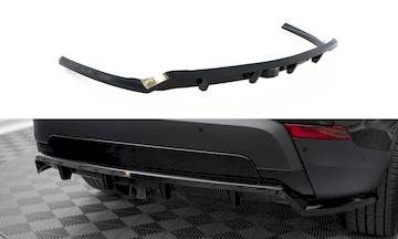 Zentrale-Hinten-Splitter-mit-einem-vertikalem-balken-Land-Rover-Discovery-HSE-Mk5_LR-DISCO-5-HSE-RD1G-RD2G
