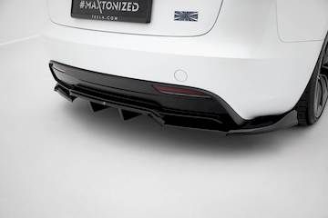 Hinten-Splitter-mit-einem-vertikalem-balken-V.1-Tesla-Model-3-Performance-Mk1-Facelift_TE-MODEL3-1F-PFC-RD1G-RD3G