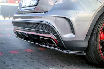 ZENTRALE-HINTEN-SPLITTER-OHNE-VERTIKALE-BALKEN-Mercedes-BENZ-GLA-45-AMG-SUV-X156-VOR-FACELIFT_ME-GLA-156-AMG-RD1G