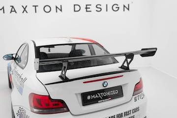 Carbon-Spoiler-With-Internal-Brackets-Uprights-V.1-BMW-1-M-E82_CF-BM-1-82-M-WING5-INT-245-P-1