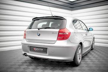 Hinten-Splitter-mit-einem-vertikalem-balken-BMW-1-E81-Facelift_BM-1-81F-RSD1G-RD1G