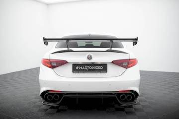 Carbon-Spoiler-Alfa-Romeo-Giulia-Quadrifoglio_CF-AL-GI-1-QV-INT-WING5-245-P