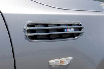Rieger BMW Lüftungsgitter schwarz M5-/ Rieger-Logo, für nachträgliche Montage